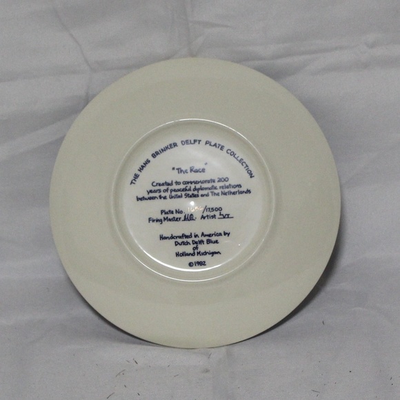 The Ghent Collection.  "The Race". The Hans Brinker Delft Plate Collection. Vtg. - Picture 2 of 5